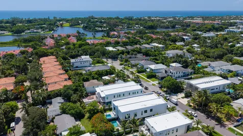 723 Lake Avenue N Delray Beach FL 33483