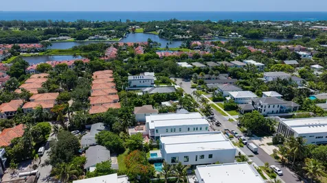 723 Lake Avenue N Delray Beach FL 33483