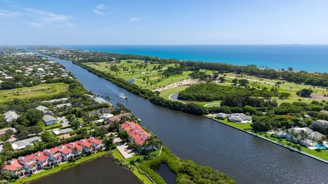 723 Lake Avenue N Delray Beach FL 33483
