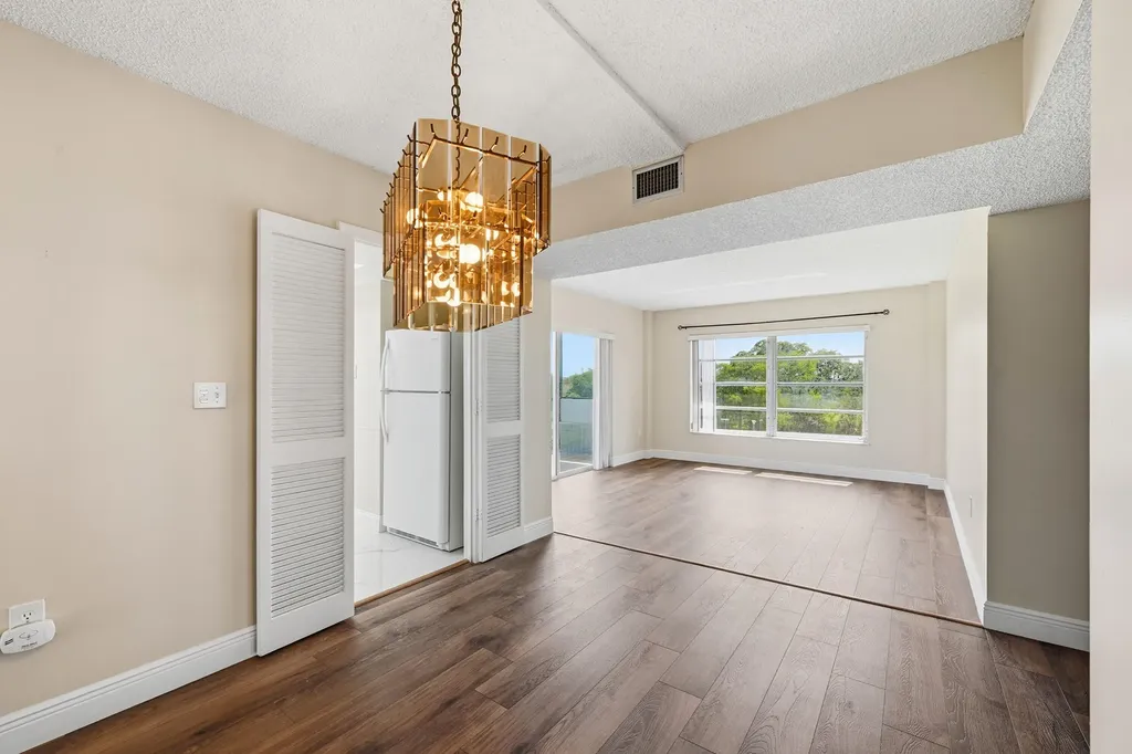 4158 Inverrary Drive Lauderhill FL 33319