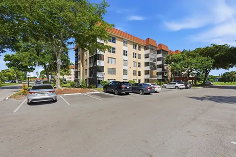 4158 Inverrary Drive Lauderhill FL 33319