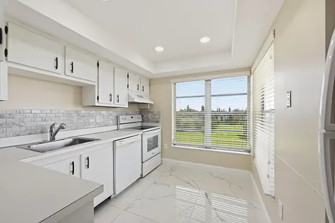 4158 Inverrary Drive Lauderhill FL 33319