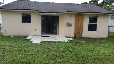 460 Fleming Avenue Greenacres FL 33467