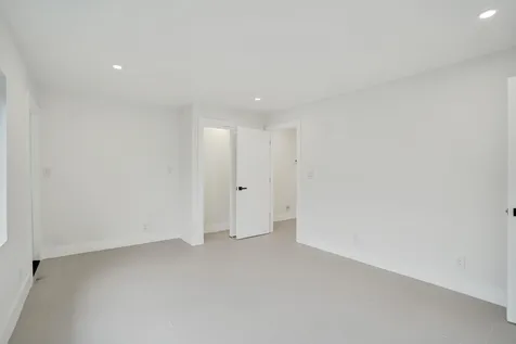 5561 NE 26th Avenue Fort Lauderdale FL 33308