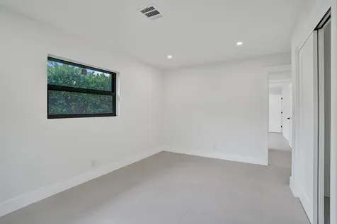 5561 NE 26th Avenue Fort Lauderdale FL 33308