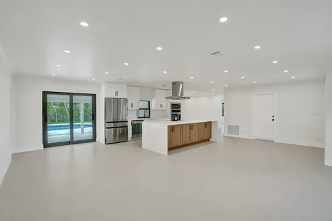 5561 NE 26th Avenue Fort Lauderdale FL 33308