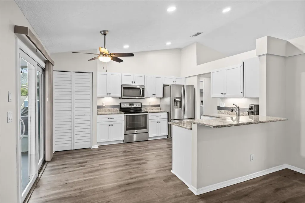 697 SW Jeanne Avenue Port St Lucie FL 34953