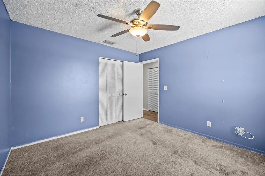 697 SW Jeanne Avenue Port St Lucie FL 34953