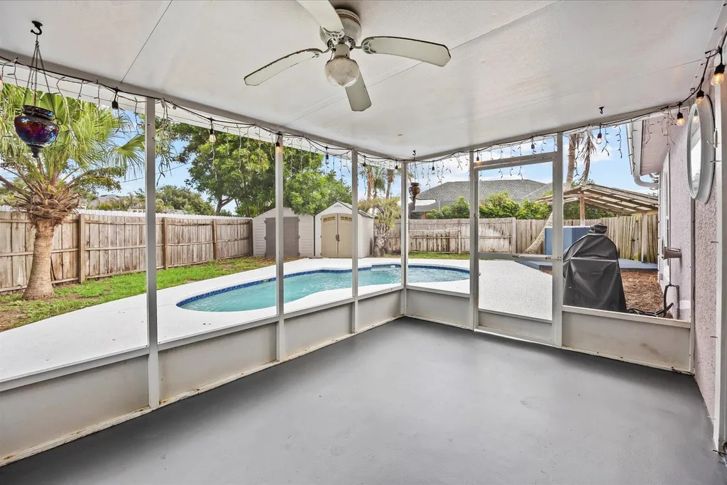 697 SW Jeanne Avenue Port St Lucie FL 34953