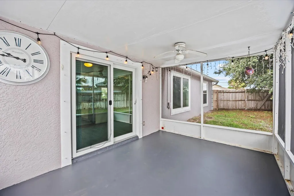 697 SW Jeanne Avenue Port St Lucie FL 34953
