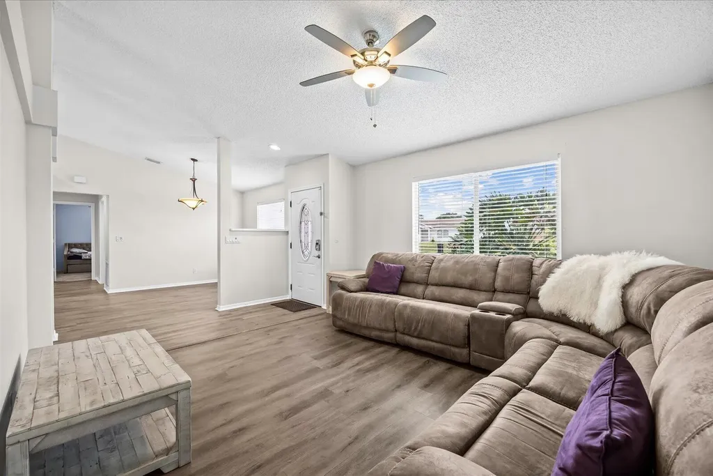 697 SW Jeanne Avenue Port St Lucie FL 34953