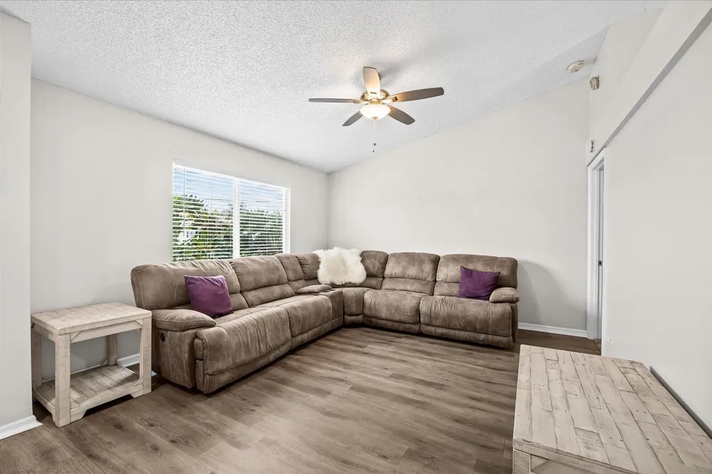 697 SW Jeanne Avenue Port St Lucie FL 34953