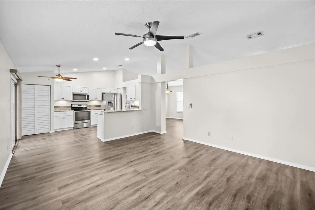 697 SW Jeanne Avenue Port St Lucie FL 34953