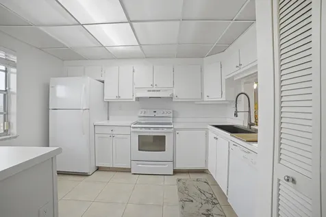 3940 Inverrary Boulevard Lauderhill FL 33319