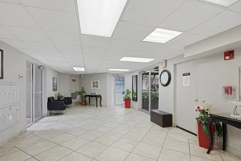 3940 Inverrary Boulevard Lauderhill FL 33319