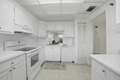 3940 Inverrary Boulevard Lauderhill FL 33319