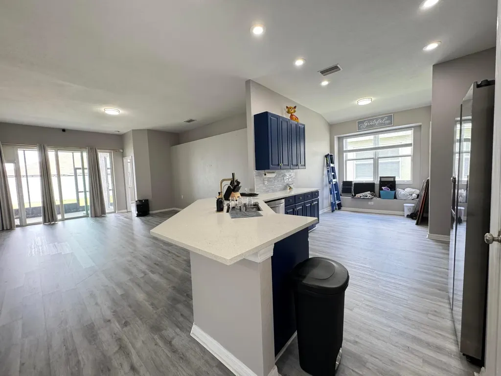 10868 Standing Stone Drive Wimauma FL 33598