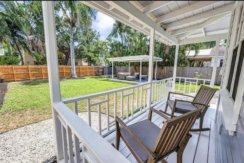 517 SW 10th Street Fort Lauderdale FL 33315
