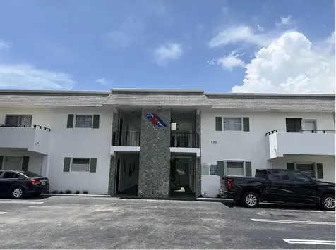 320 SW 1st Street Pompano Beach FL 33060