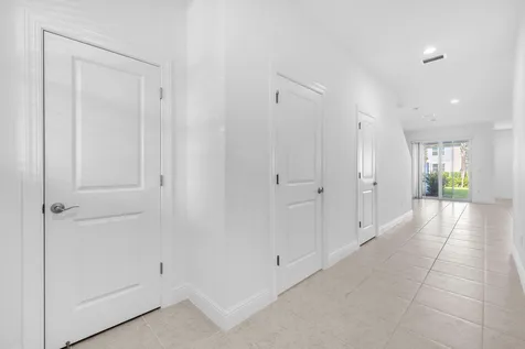 540 Sanderling Circle Deerfield Beach FL 33442