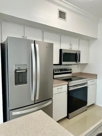 11600 SW 2nd Street Pembroke Pines FL 33025