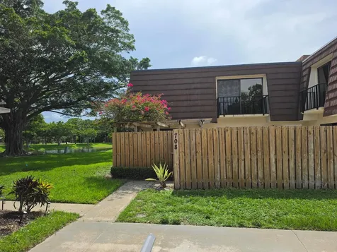 708 7th Lane Palm Beach Gardens FL 33418