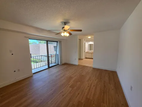 708 7th Lane Palm Beach Gardens FL 33418