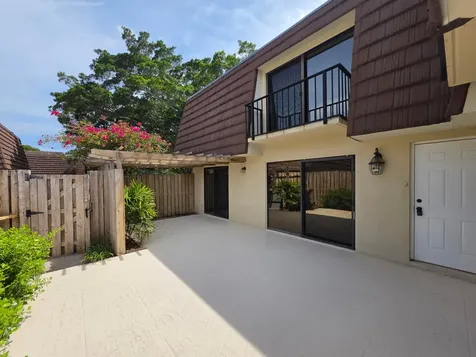 708 7th Lane Palm Beach Gardens FL 33418