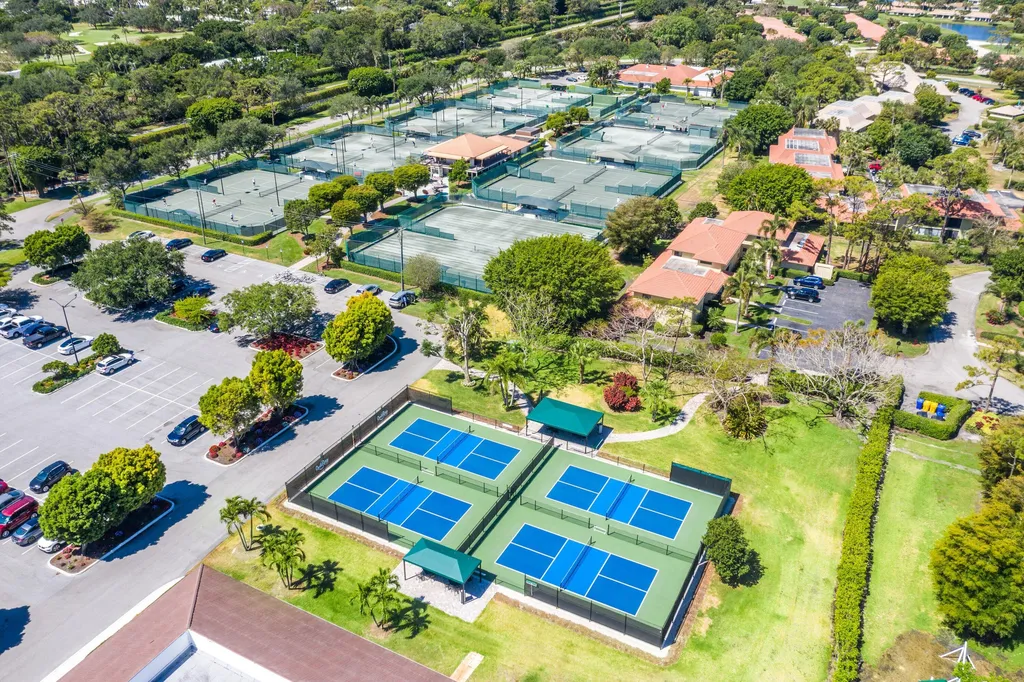 10433 Coralberry Way Boynton Beach FL 33436