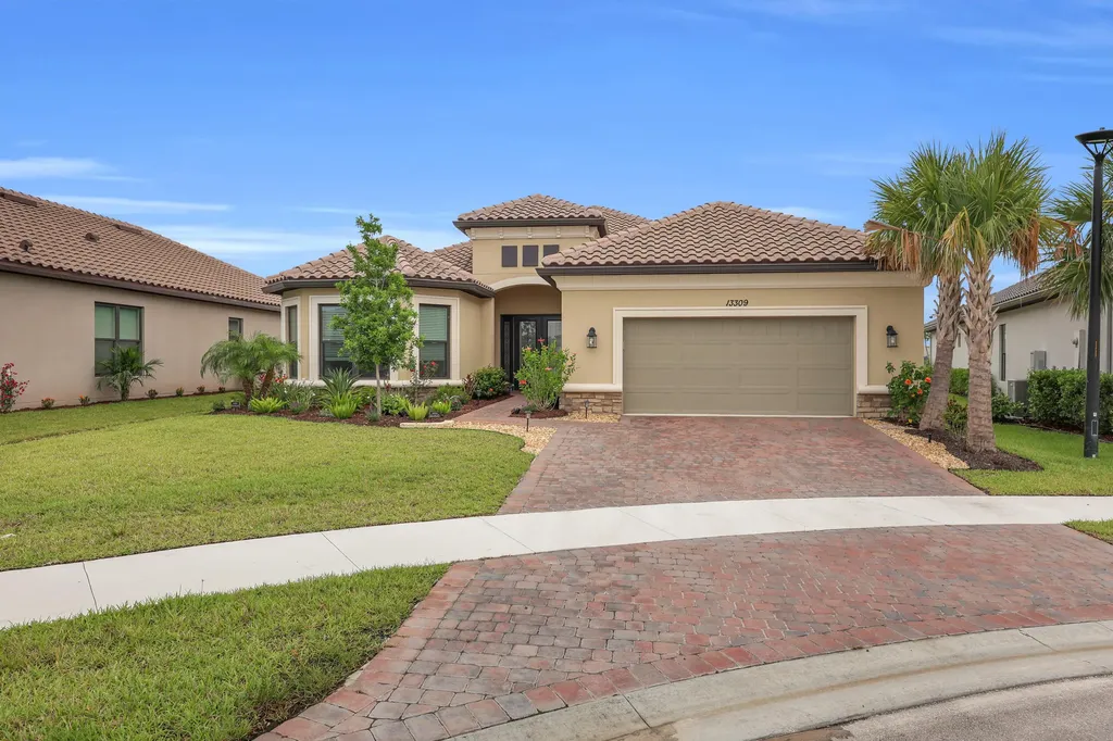 13309 SW Alejandro Court Port St Lucie FL 34987