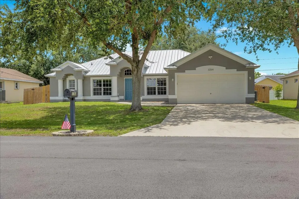 3264 SE Quay Street Port St Lucie FL 34984