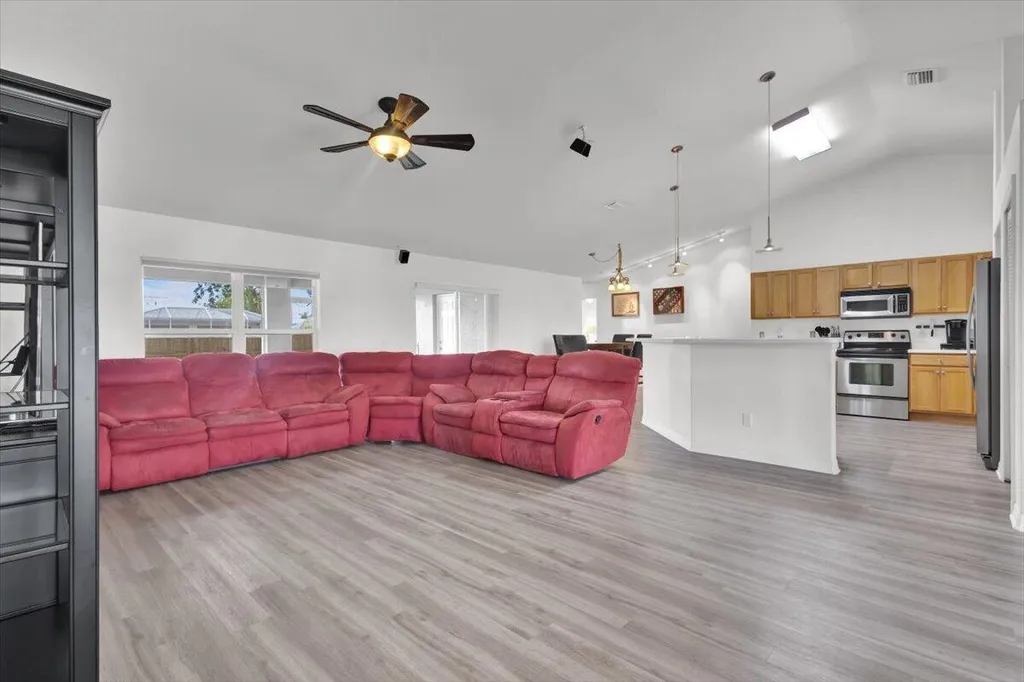 3264 SE Quay Street Port St Lucie FL 34984