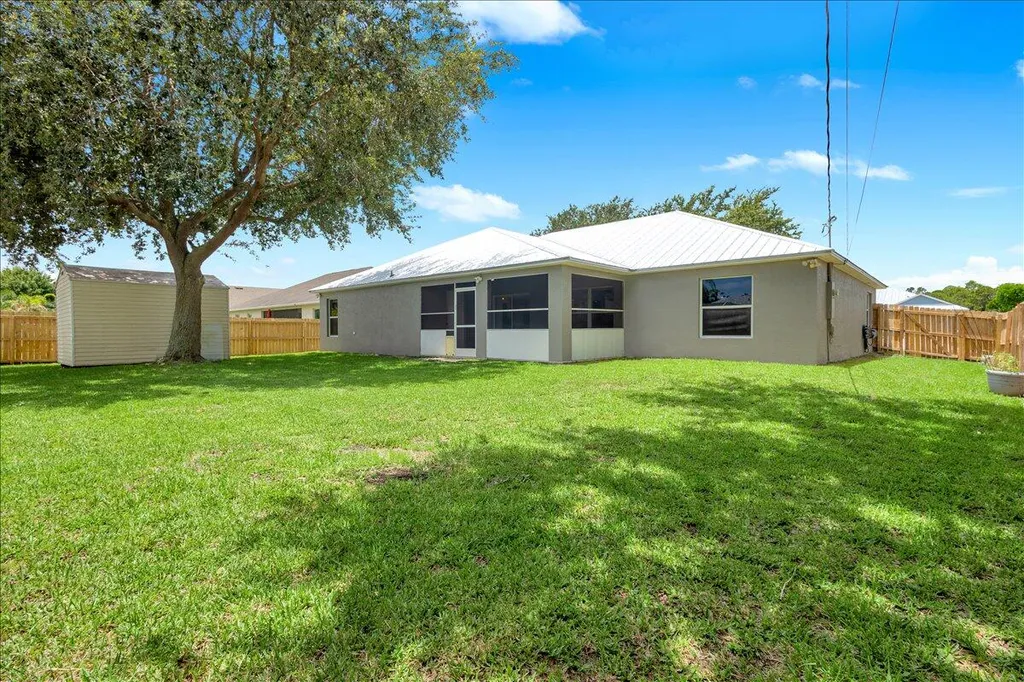 3264 SE Quay Street Port St Lucie FL 34984