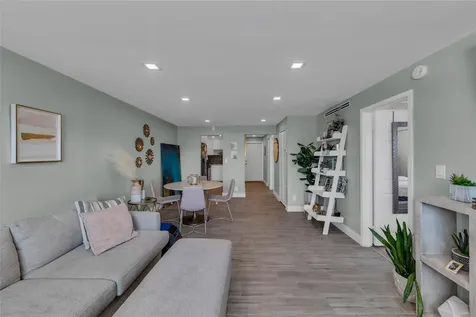 611 NE 14th Avenue Fort Lauderdale FL 33304