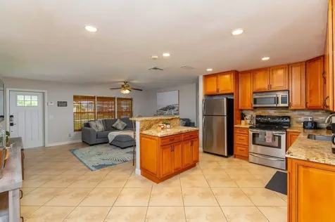 1183 SE 1st Way Deerfield Beach FL 33441