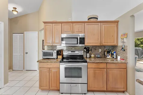 3715 Lancewood Place Delray Beach FL 33445