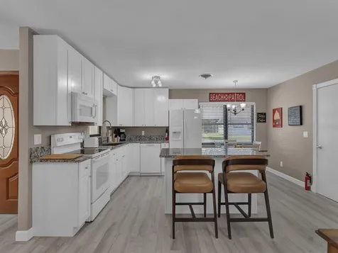 476 19th Place Vero Beach FL 32960