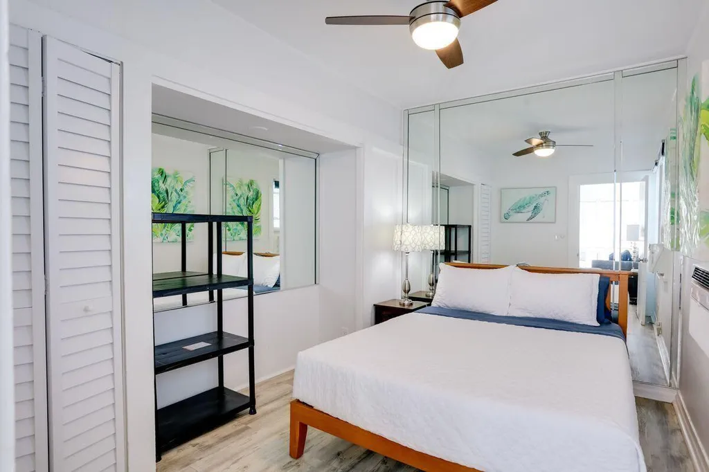 216 S M Street Lake Worth Beach FL 33460