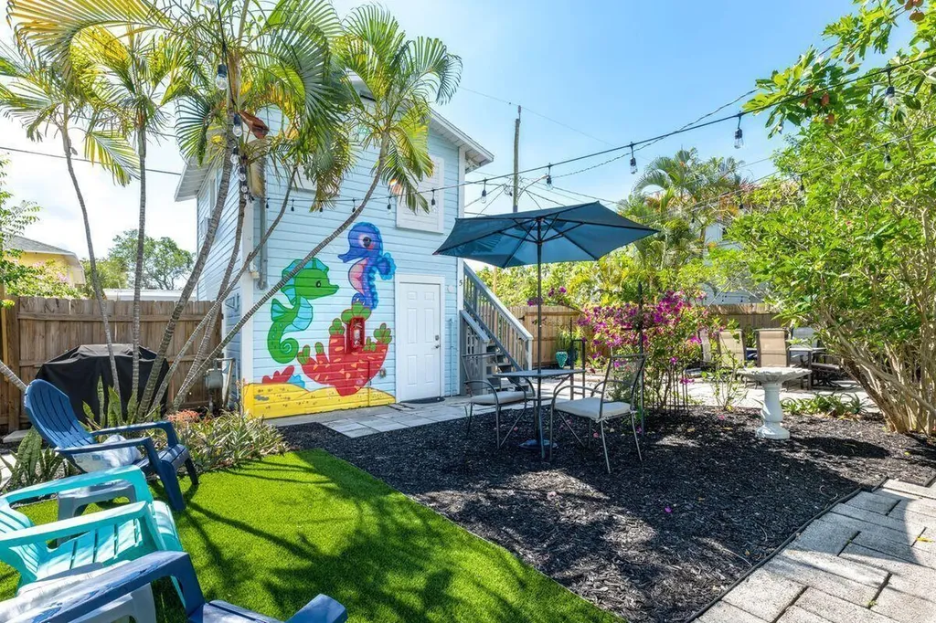 216 S M Street Lake Worth Beach FL 33460