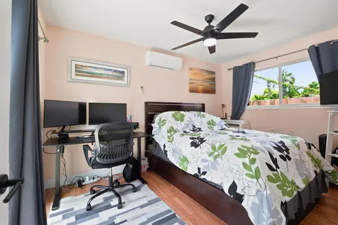 250 NE 57th Street Oakland Park FL 33334