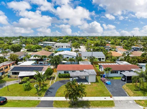 250 NE 57th Street Oakland Park FL 33334