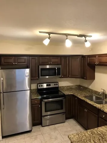 201 Villa Circle Boynton Beach FL 33435