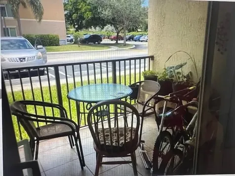 201 Villa Circle Boynton Beach FL 33435