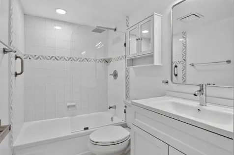 3045 Cornwall C Boca Raton FL 33434
