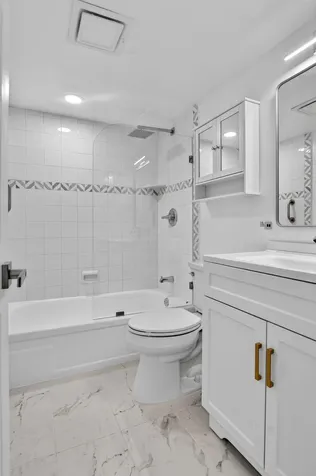 3045 Cornwall C Boca Raton FL 33434