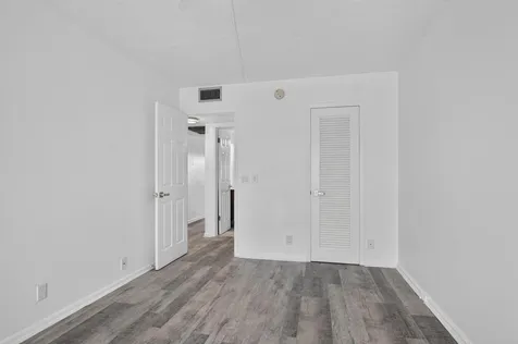 3045 Cornwall C Boca Raton FL 33434