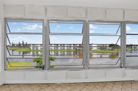 3045 Cornwall C Boca Raton FL 33434