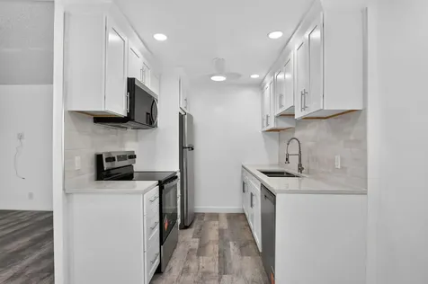 3045 Cornwall C Boca Raton FL 33434