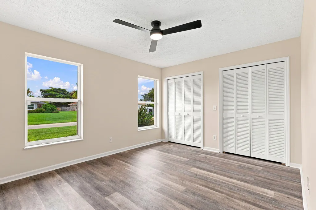 165 SW Hawthorne Circle Port St Lucie FL 34953