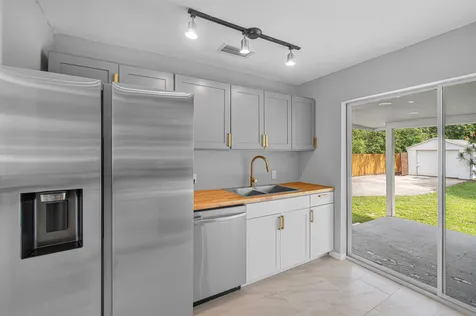 246 NE 13th Street Delray Beach FL 33444